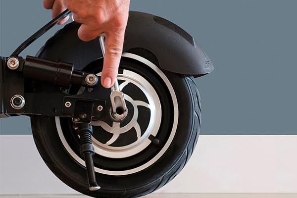 Patinetes Electricos Castellón. Reparar Patinete Electrico. A Dos Ruedas Castellon. Xiaomi Smartgyro Zwheel