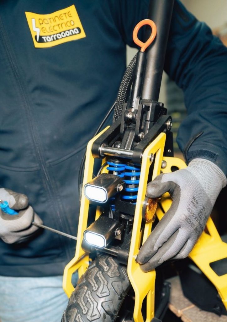 Reparar Patinete Electrico En Tarragona, Dualtron, Xiaomi, Smartgyro Y Todas Las Marcas, Taller, Pinchazos